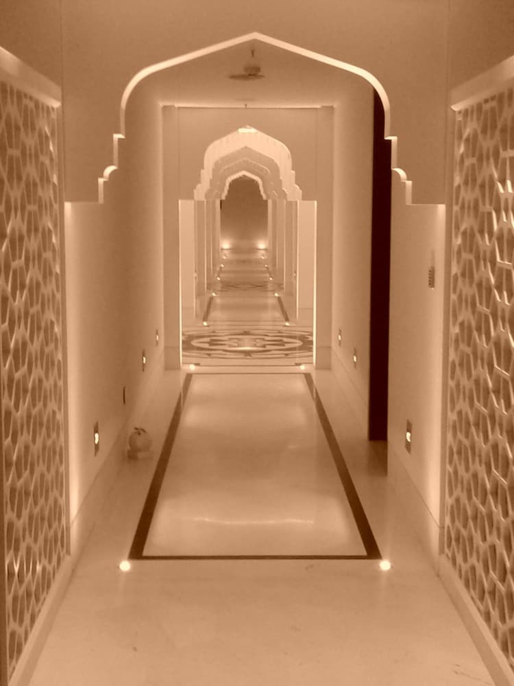 Hotel Crowne Plaza Chennai Adyar Park