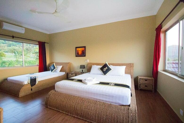 Hotel Atmaland Resort