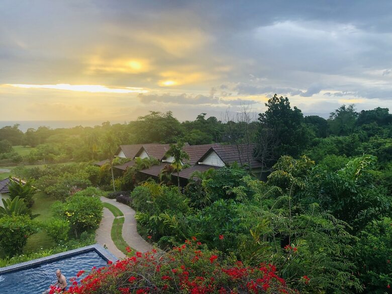 Hotel Atmaland Resort