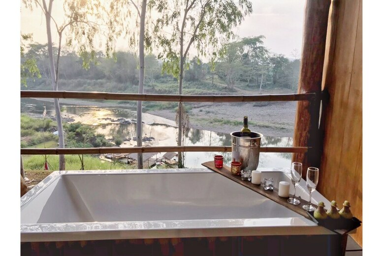 Hotel Nan de Panna Riverside Homestay