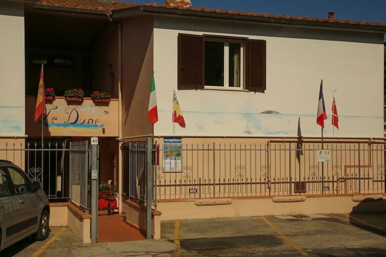 Sea View And Ground Floor Apartments Le Dune