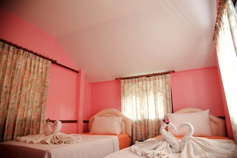 Hotel Poohbar Resort & Lotusdive