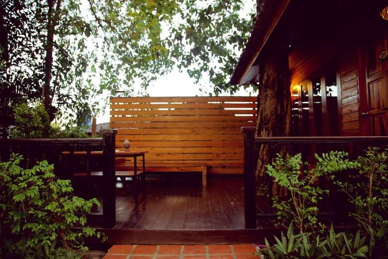 Hotel Poohbar Resort & Lotusdive