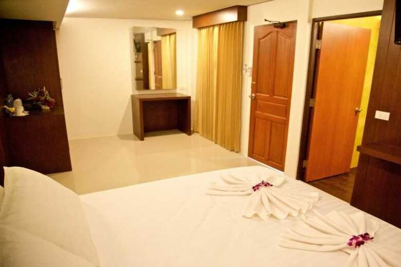 Hotel Poohbar Resort & Lotusdive