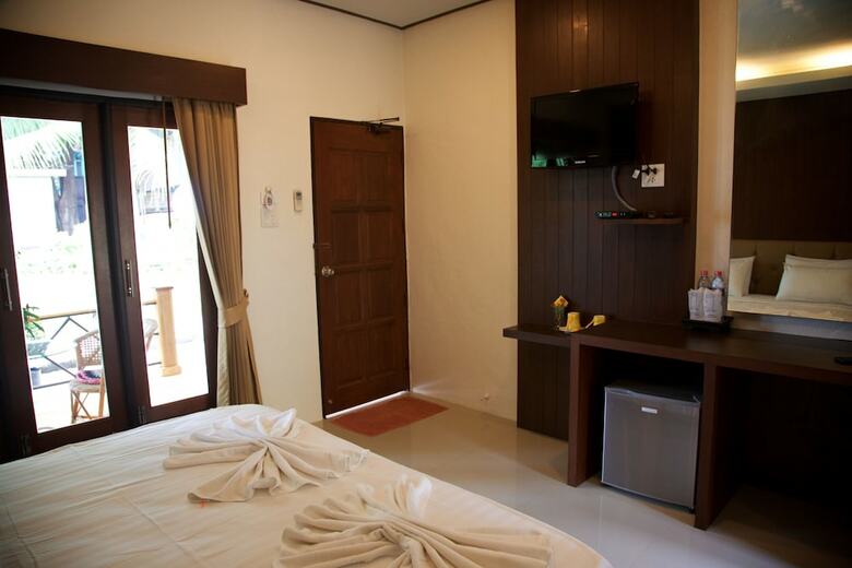 Hotel Poohbar Resort & Lotusdive