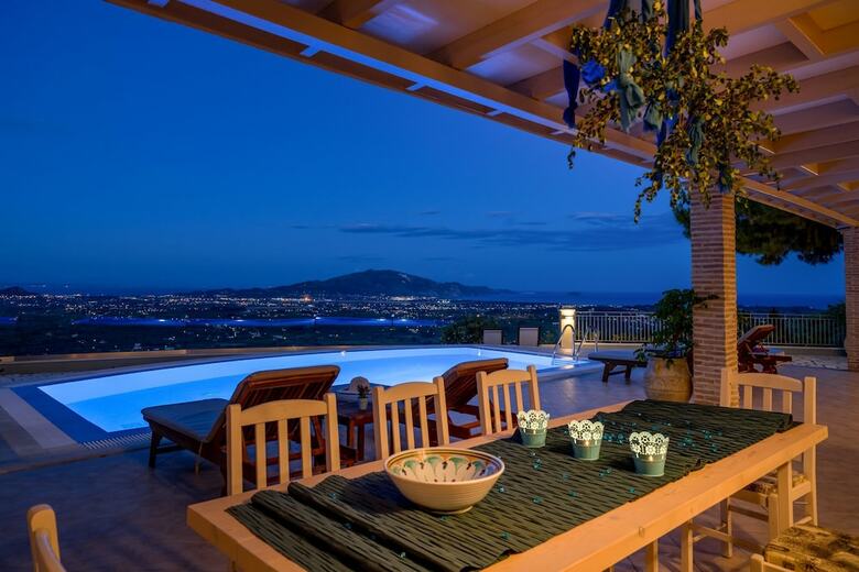 Castelli Luxury Villa