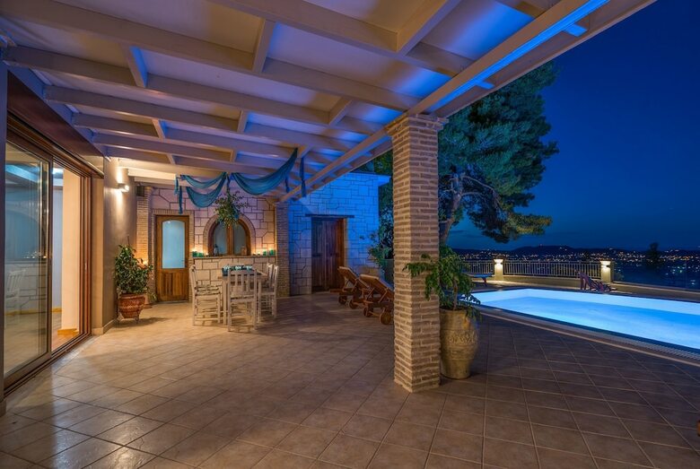 Castelli Luxury Villa