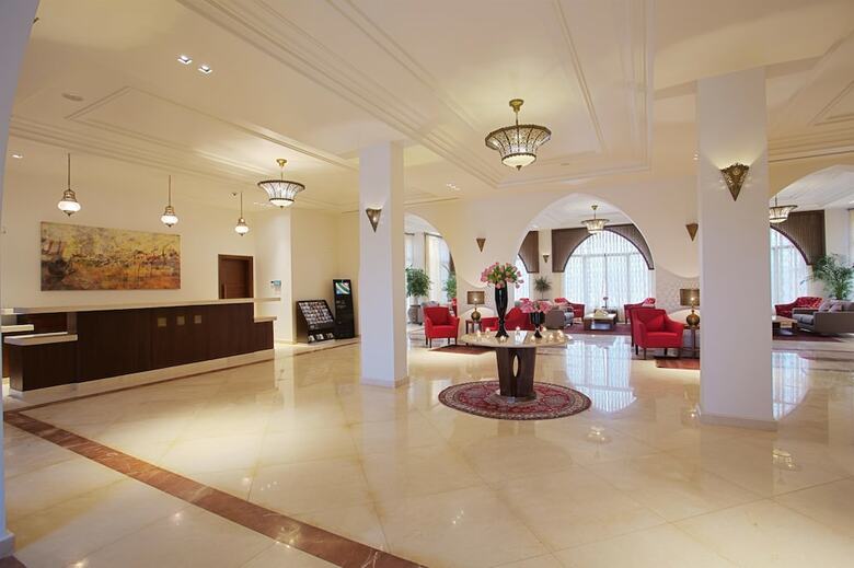 Apartamento Golden Tulip Sharma Resort