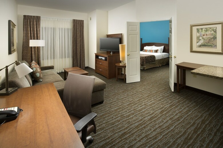 Hotel Staybridge Suites Baltimore Bwi Airport