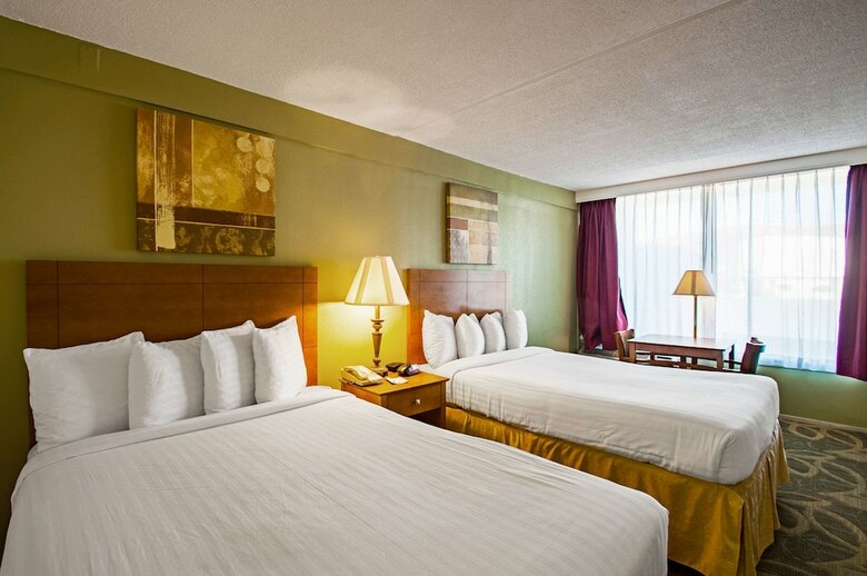 Hotel Clarion Inn & Conference Center