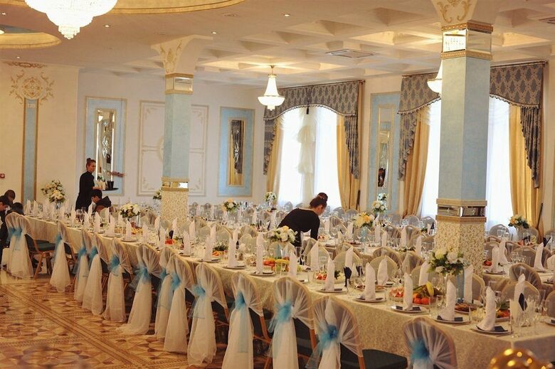 Hotel Golden Night