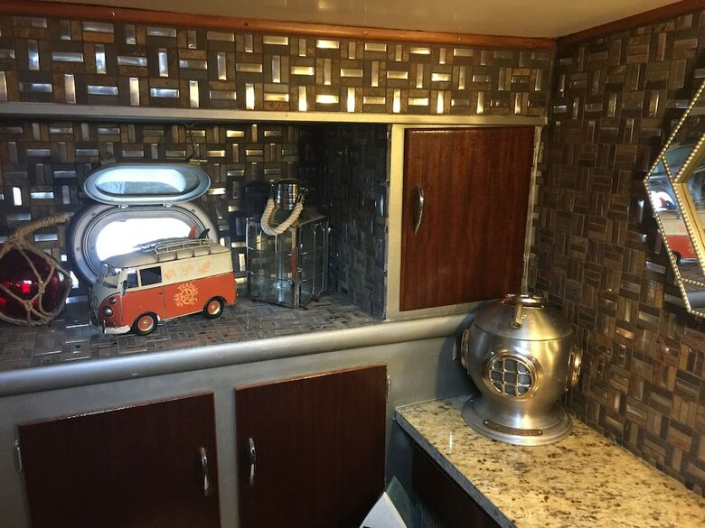 Classic Yacht Rentals At Florabama