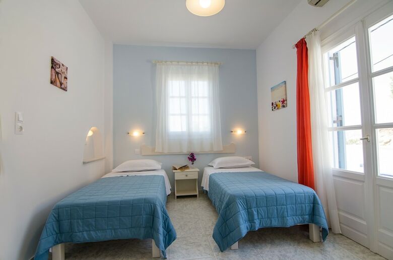 Hotel Athena Rooms