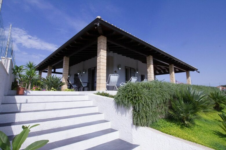 Villa Engioda - Case Sicule