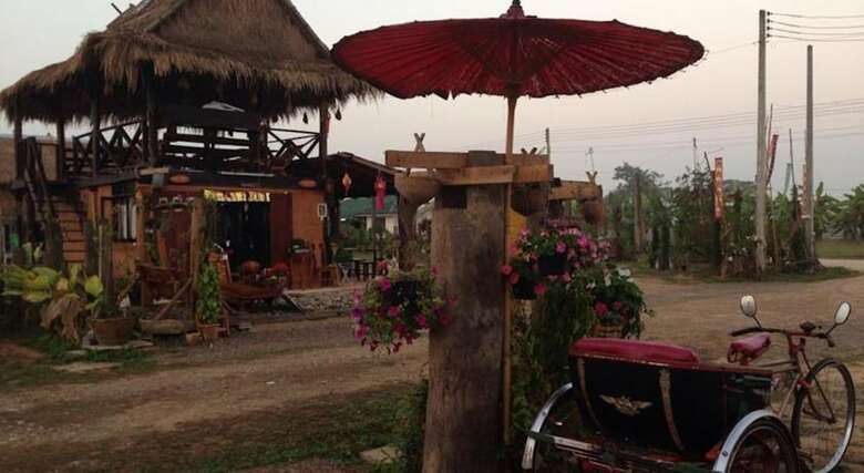 Hotel Heun Baan Rong Khun Resort