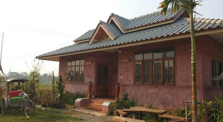 Hotel Heun Baan Rong Khun Resort