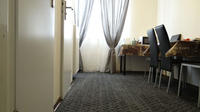 Hostal Sokolska Youth Hostel