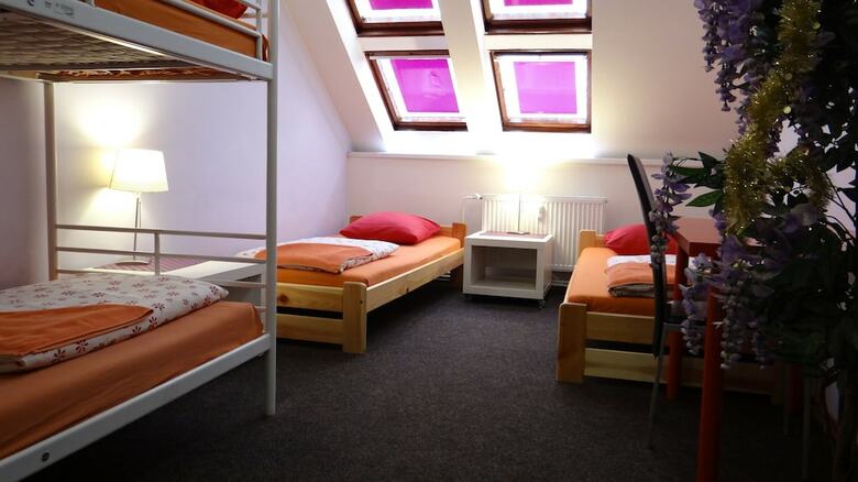 Hostal Sokolska Youth Hostel