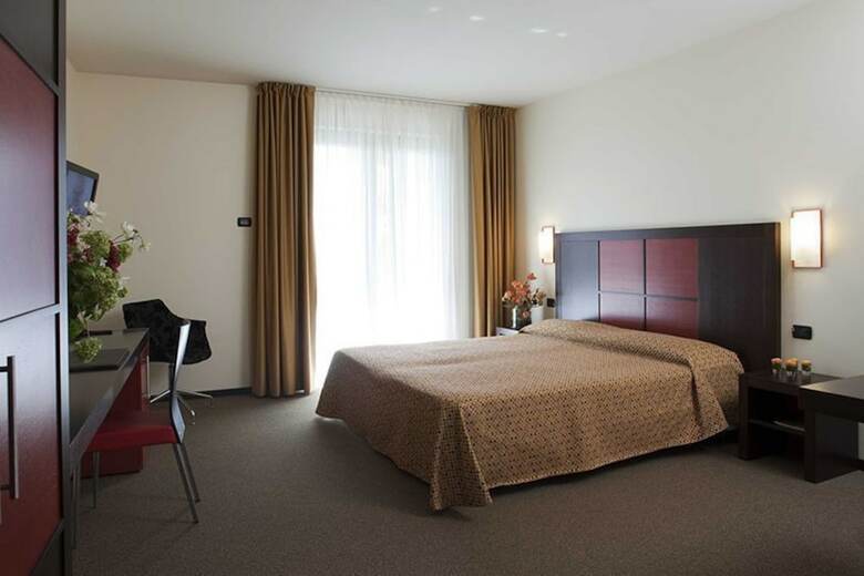 Hotel Holiday La Marca
