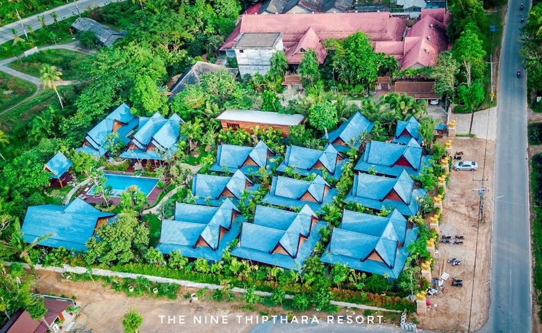 Hotel The Nine Thipthara Klongson Resort