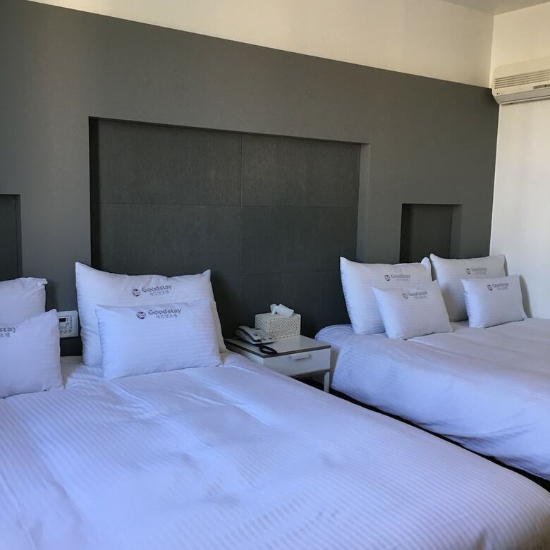 Charmant Hotel