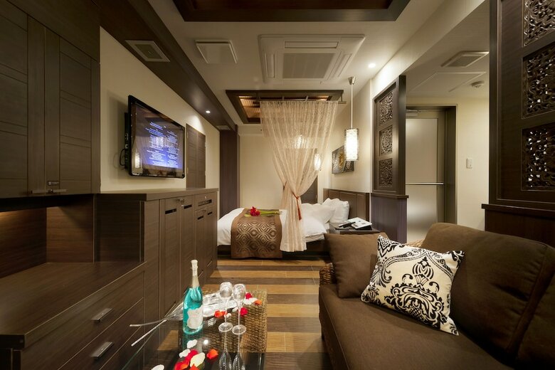 Hotel Myth-l-