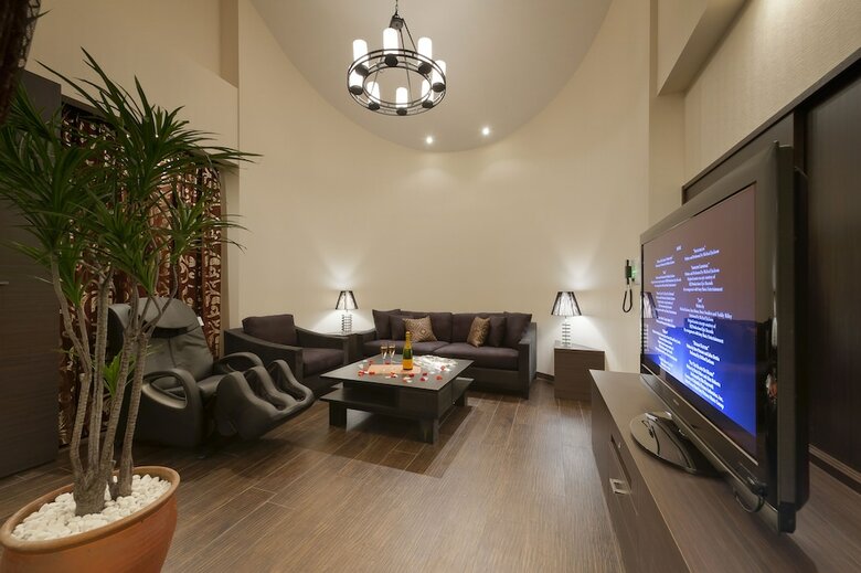Hotel Myth-l-