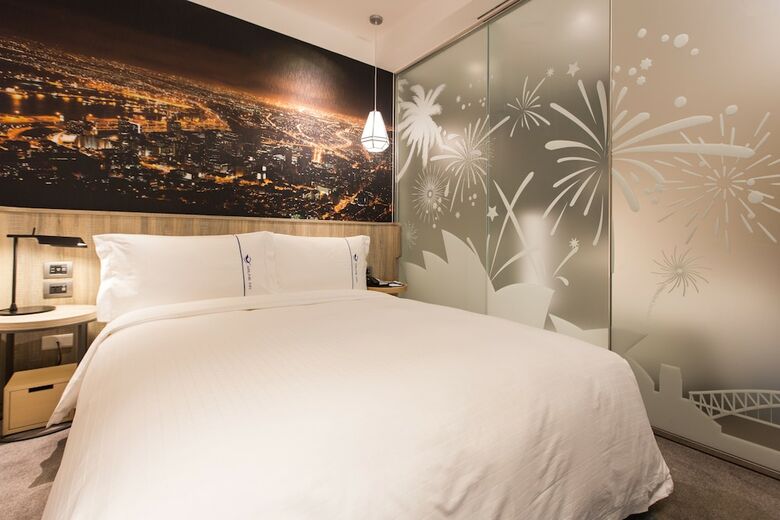 Hotel Airline Inn - Kaohsiung Station