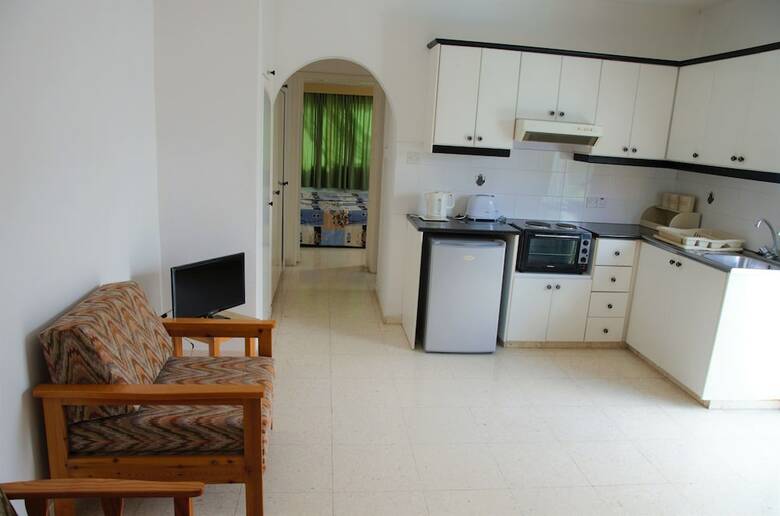 Aparthotel Kozis Hotel Apts