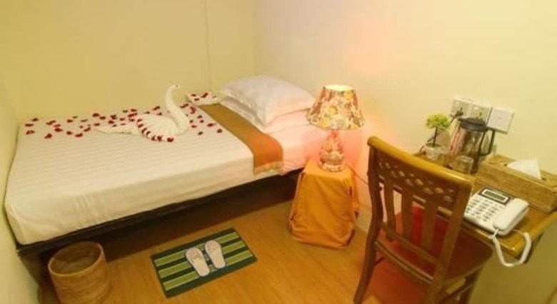 Hotel Shwe Htee Guest House Chinatown