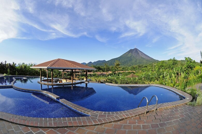 Arenal Manoa & Hot Springs Resort