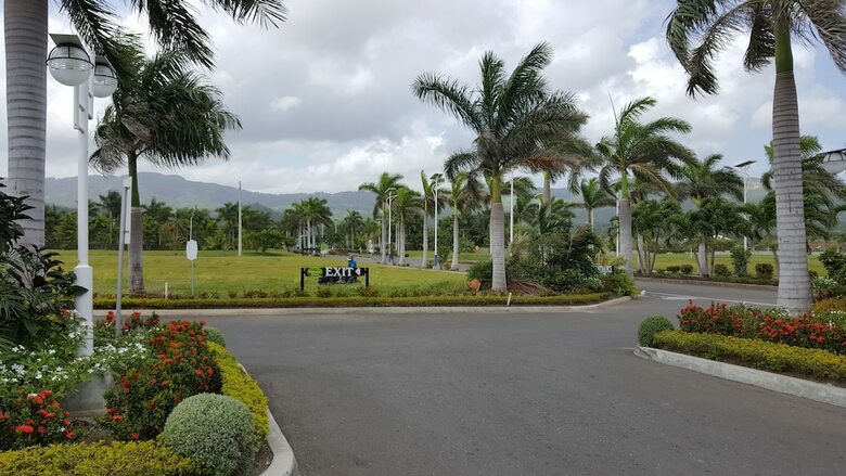 Apartamentos Ocho Rios Villa At Coolshade V