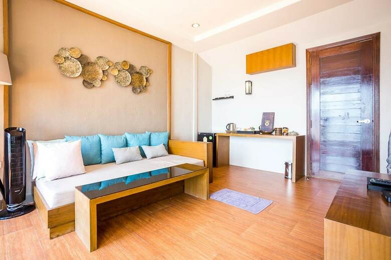 Hotel Asara Private Beach Resort