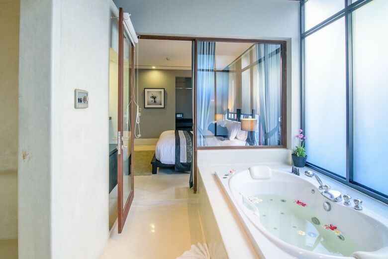Hotel The Palayana Hua Hin