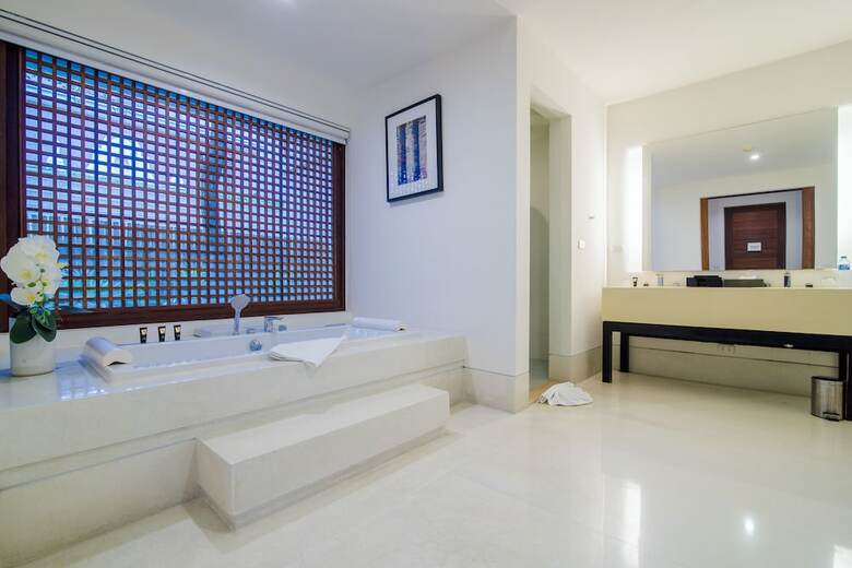 Hotel The Palayana Hua Hin