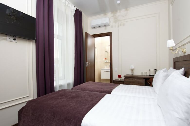 Golden Age Hotel