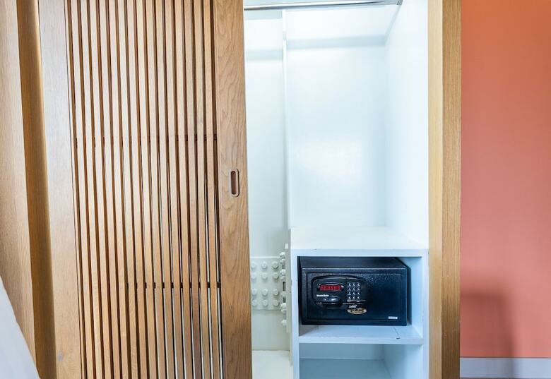 Hotel Dang Derm In The Park Khaosan