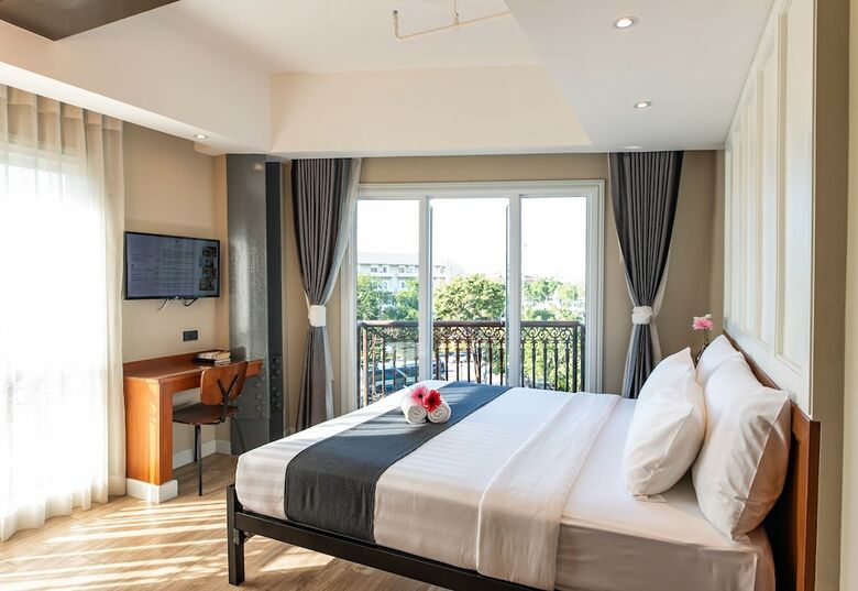 Hotel Dang Derm In The Park Khaosan