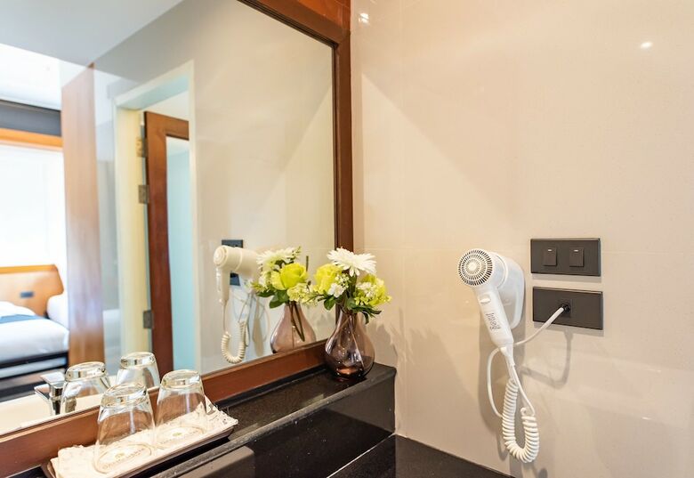 Hotel Dang Derm In The Park Khaosan