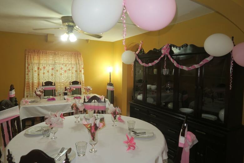Hotel Enchanted Villas And Guest House