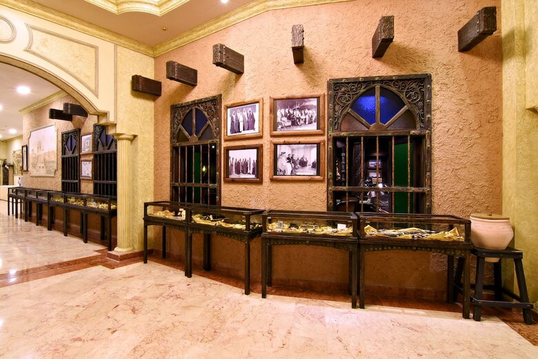 Karan Hotel