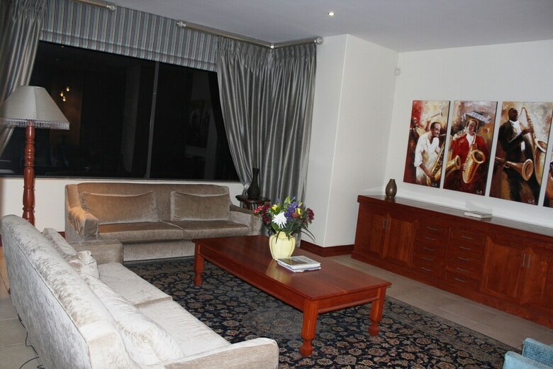 Hotel The Links Corporate Guest House