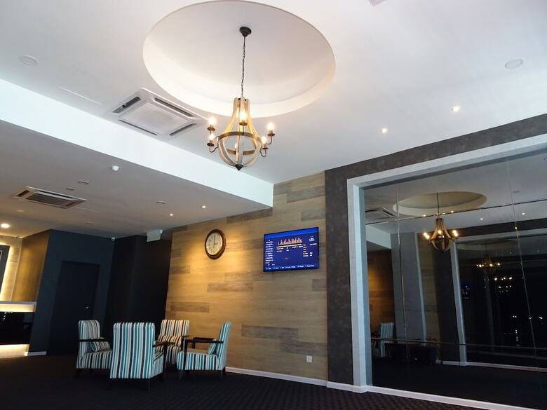 Bayfront Hotel