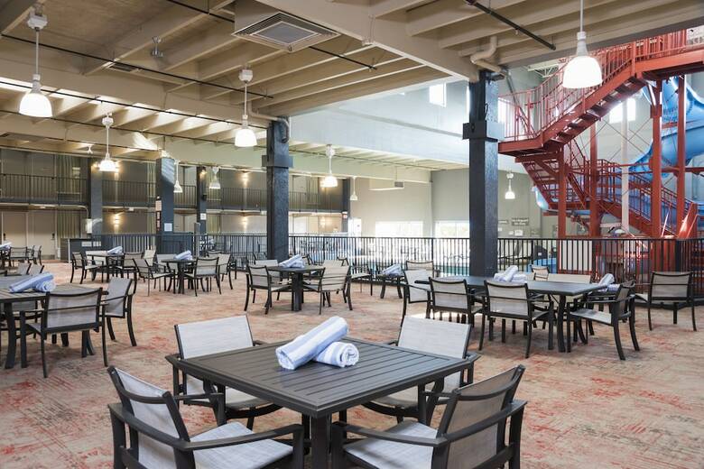 Delta Hotels By Marriott Grand Rapids Airport