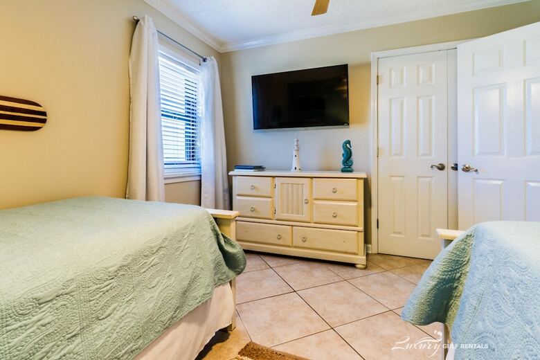 Ocean Breeze West By Luxury Gulf Rentals