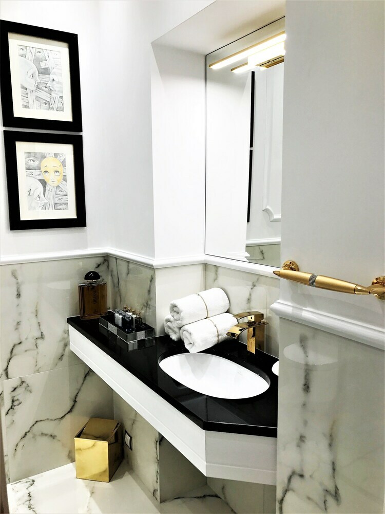 Aparthotel Luxury Apartments Mondrian Market Square