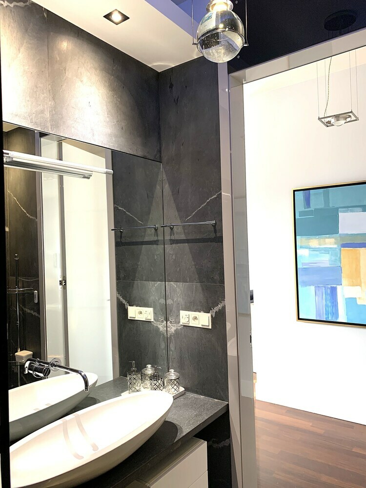 Aparthotel Luxury Apartments Mondrian Market Square