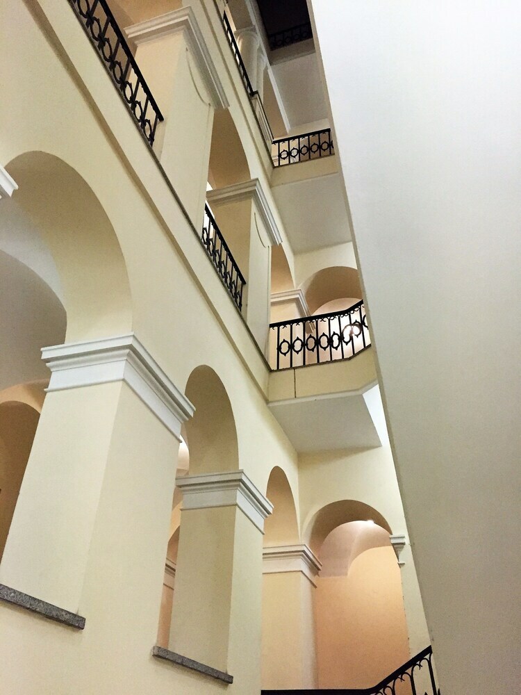 Aparthotel Luxury Apartments Mondrian Market Square