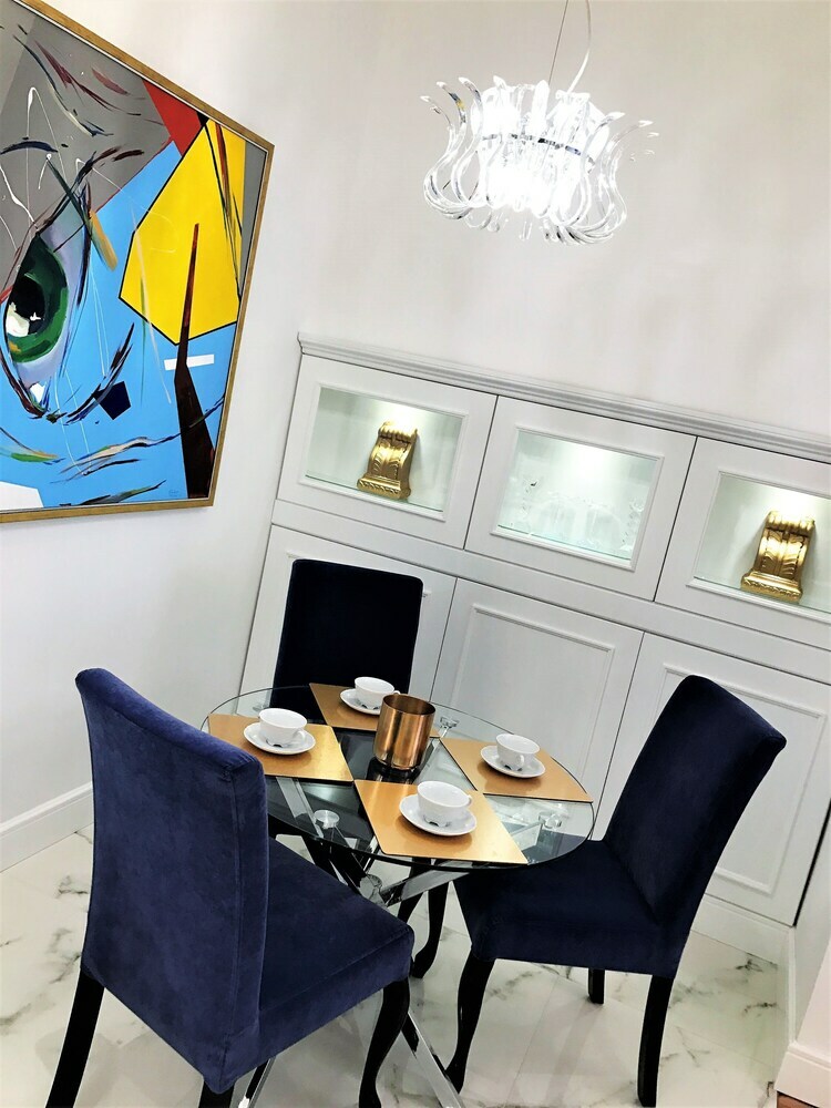 Aparthotel Luxury Apartments Mondrian Market Square