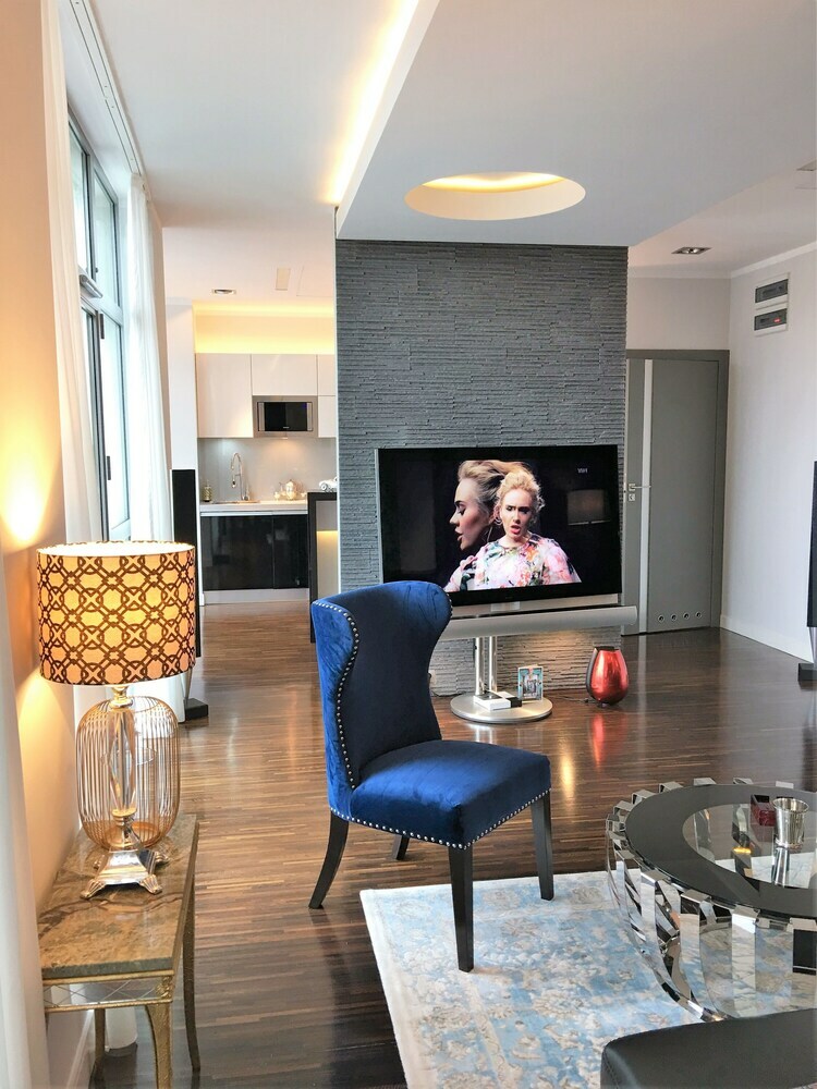 Aparthotel Luxury Apartments Mondrian Market Square